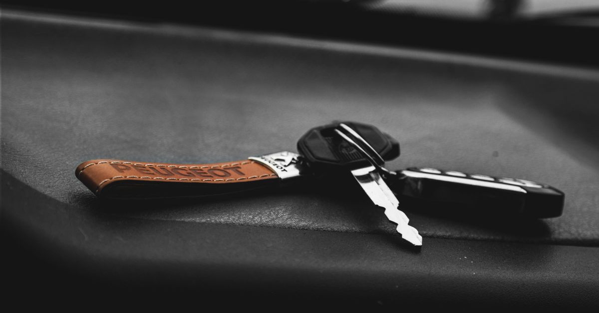 Broken Key Extraction — Union Tpke Locksmith
