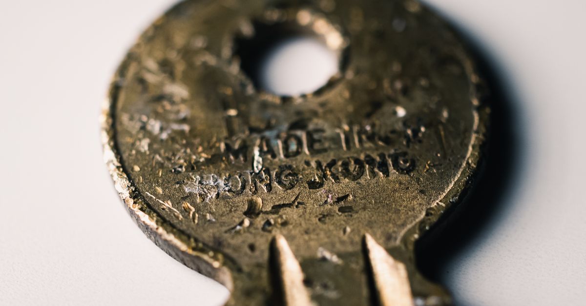 Kiosk Key Copies vs. a Locksmith: Which One Actually Works? — Union Tpke Locksmith